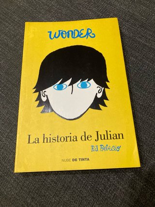 Libro la historia de Julian