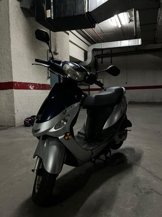 Scooter Peugeot V-Click 49cc