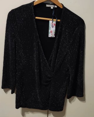 Blusa de fiesta negra Dandara