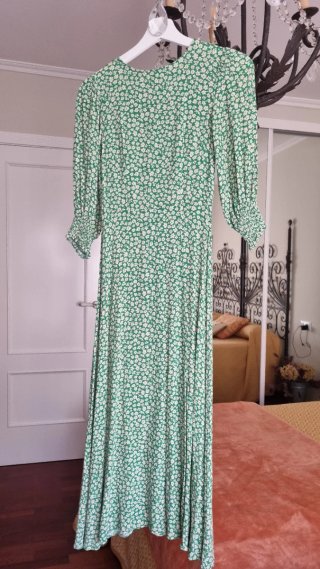Vestido midi estampado floral verde