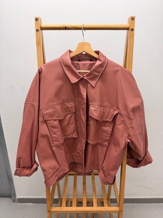 Abrigo Estilo Camisero Rosa