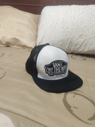 Gorra Vans Negra y Blanca