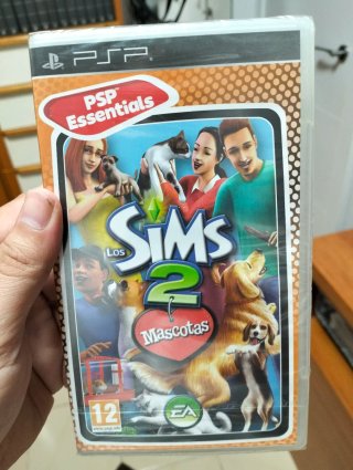 Los Sims 2 Mascotas (PSP) Precintado