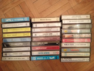 Lote de 30 Cintas de Casete Variadas