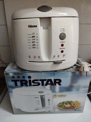 Freidora de 2,5 litros de capacidad (2a mano)
