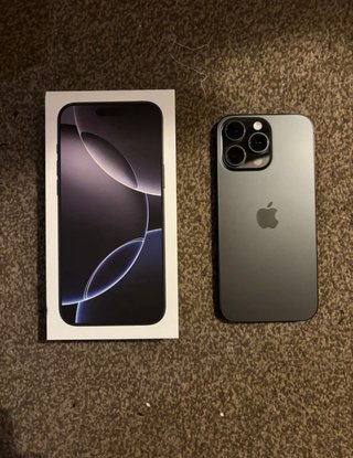 iPhone 16 Pro Max Negro