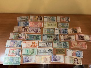 Colección de 33 Billetes Antiguos mundo