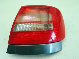 Audi 22441522 piloto trasero derecho a4 (8d2, b5)