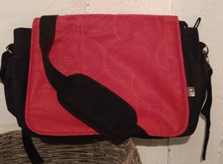 Bolso bandolera Lässig rojo y negro