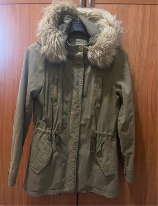 Cazadora Pull&Bear Verde Talla M