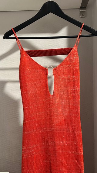 Vestido largo rojo brillante de punto