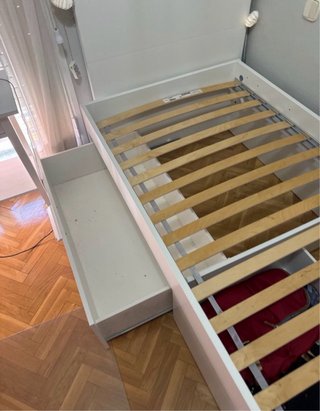 Cama IKEA Brimnes 90x200 con cabecero
