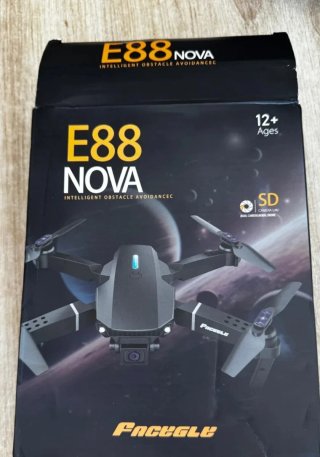 Dron E88 Nova Facegle