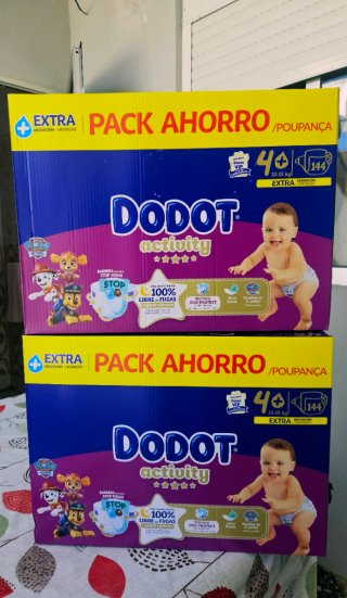 2 Caixas de Fraldas Dodot Activity T4+