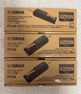 3 Pedales Yamaha (1 FC4A y 2 FC3A)
