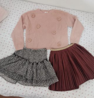 Conjunto de jersey y 2 faldas