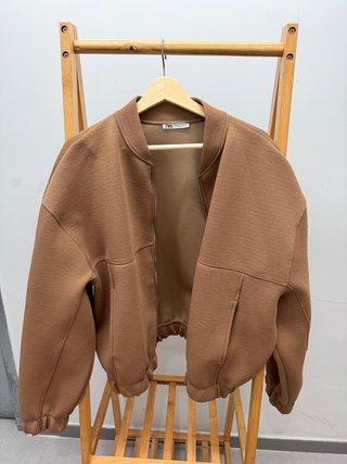 Abrigo Bomber Zara Marrón Talla M