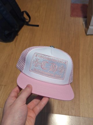 Gorra Chrome Hearts CH Rosa y Blanca