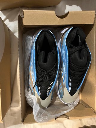 Zapatillas Yeezy 700