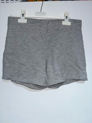 Short Gris