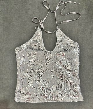Top de lentejuelas plateado