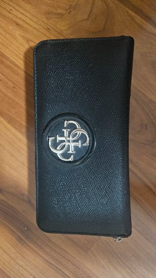Cartera Guess Negra
