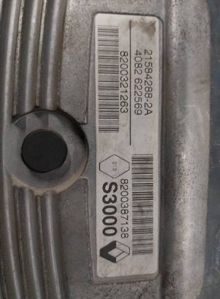 Centralita motor renault 8200387138 megane 58491