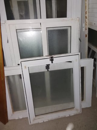 Ventanas Blancas sin Persiana