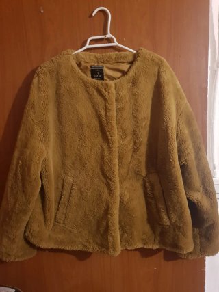 Chaqueta de borrego Zara