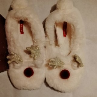 Zapatillas de casa Oysho motivos navideños