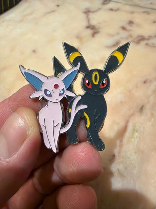 Pin de Espeon y Umbreon TCG