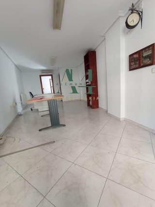 Local comercial en venta en Ciudad Monumental en Cáceres