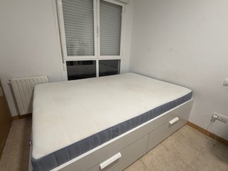 Cama con almacenaje y colchón LO TIENEN QUE RECOGR