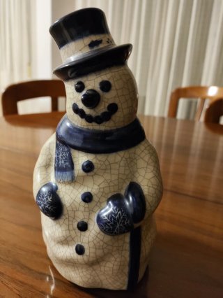 Figura de Muñeco de Nieve en Cerámica