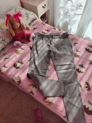 Pantalón vaquero gris de mujer