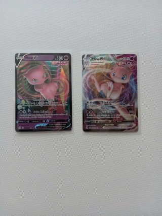 Cartas Pokémon Mew V y Mew VMAX