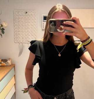 Body negro con volantes
