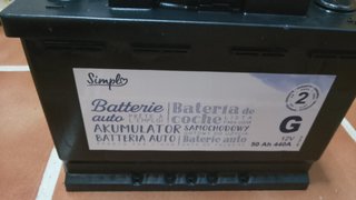 Batería de Coche Simpl 12V 50Ah 440A