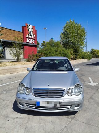 Mercedes-Benz Clase C 2006