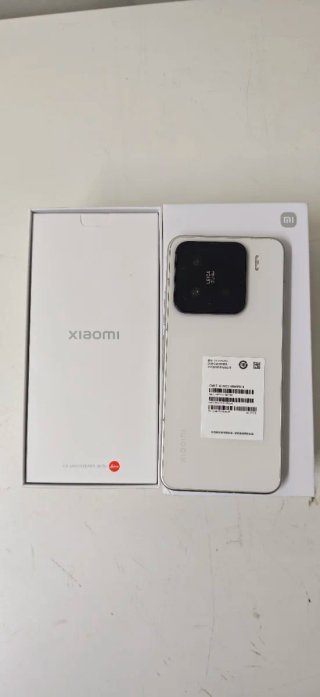 Xiaomi 15, 16 Ram, 512