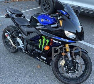 Tubo de escape Akrapovic Yamaha R3