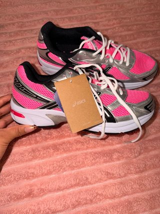 Zapatillas Rosa y Plateado