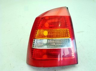 Piloto tras izq opel 93241041 astra g 1.6 22785435