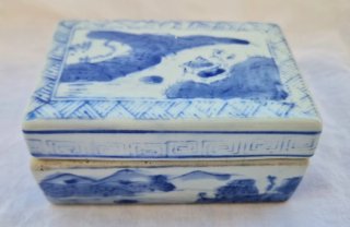 Caja joyero de Porcelana china Decorada años 80