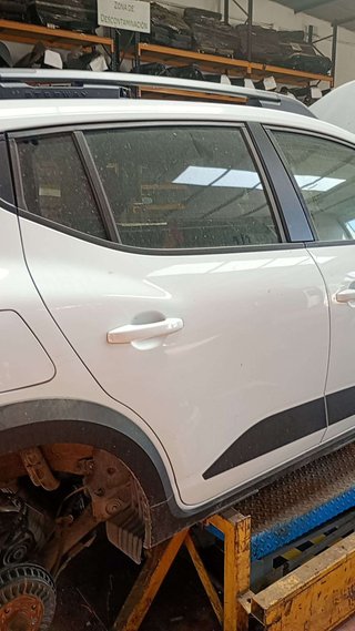 PUERTA TRASERA DERECHA Dacia Sandero III