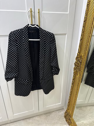Blazer Zara Negro con Lunares Blancos