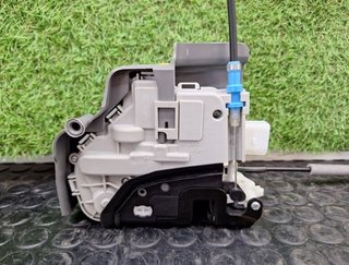 Cerradura puerta delantera 81a837349 audi q2 97470