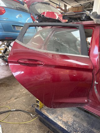 PUERTA TRASERA DERECHA Ford Fiesta (CE1)(2017->)