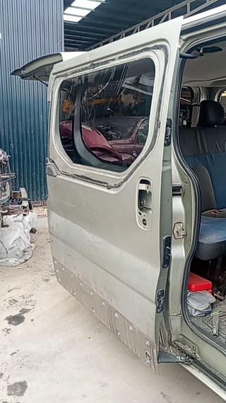 PUERTA LATERAL CORREDERA DERECHA Renault Trafic II Combi (2001->2012)