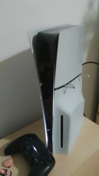 Consola PlayStation 5 (PS5) con mando